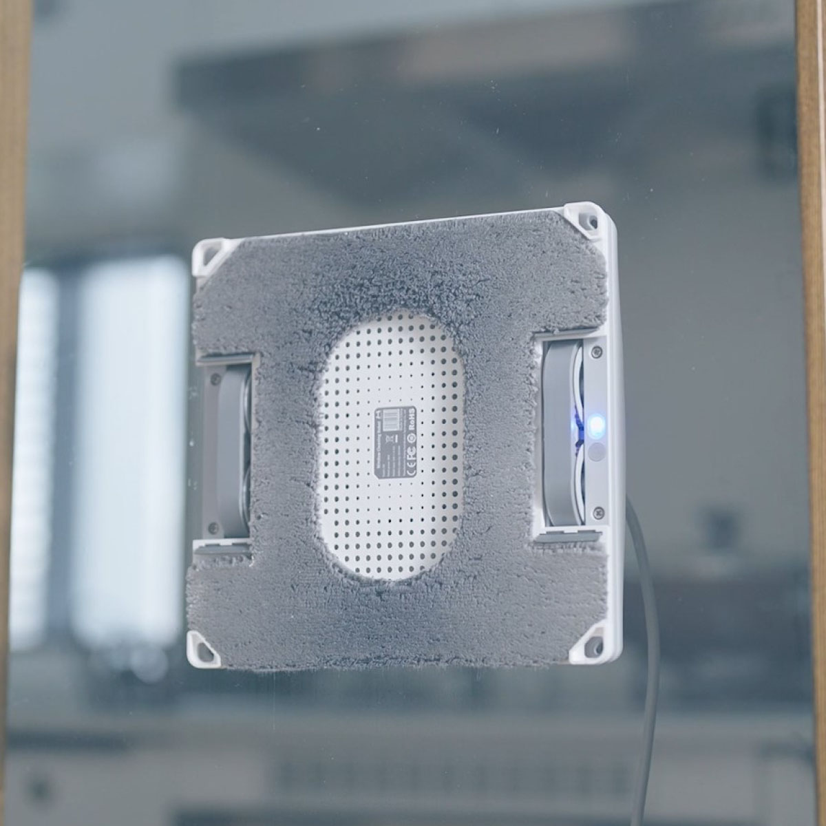 H000001_HUTT-W8_PB__1200 x 1200_06.jpg